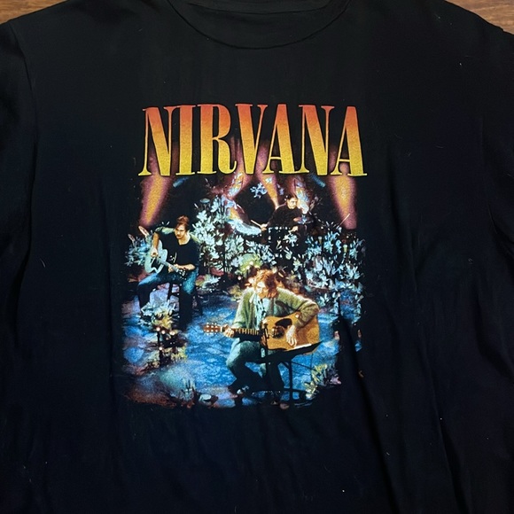 Two Band Graphic Tees ( Nirvana & Aerosmith) - Picture 3 of 7